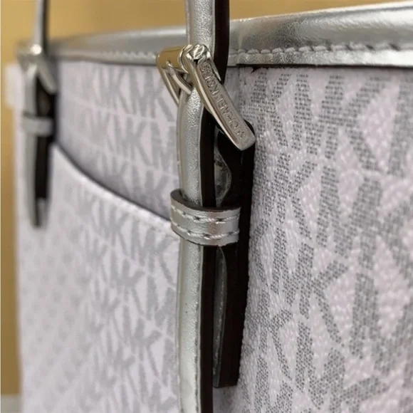 Michael Kors Signature Jet Set Girls Medium Carryall Tote Bright White Multi - Picture 13 of 14